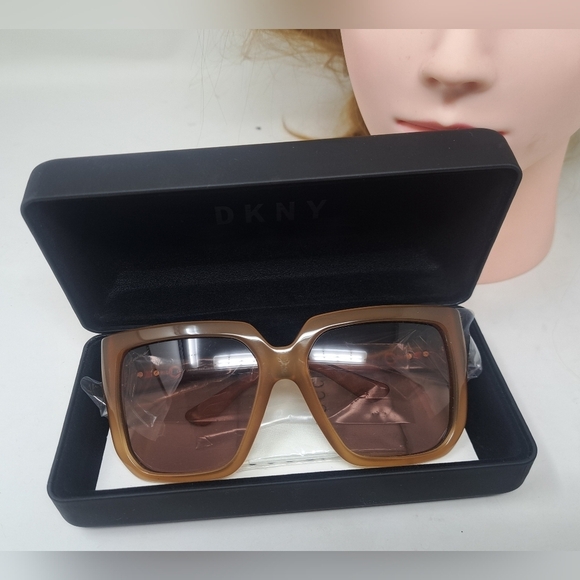 NWT Gucci Women's Sunglasses Horsebit Oversized Square GG3713/S 56mm  56-17-120 - Picture 15 of 16